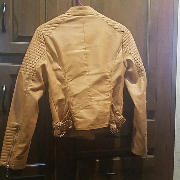 Jacket - Picture 2 of 2
